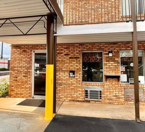 Red Carpet Inn Oxford Exterior photo