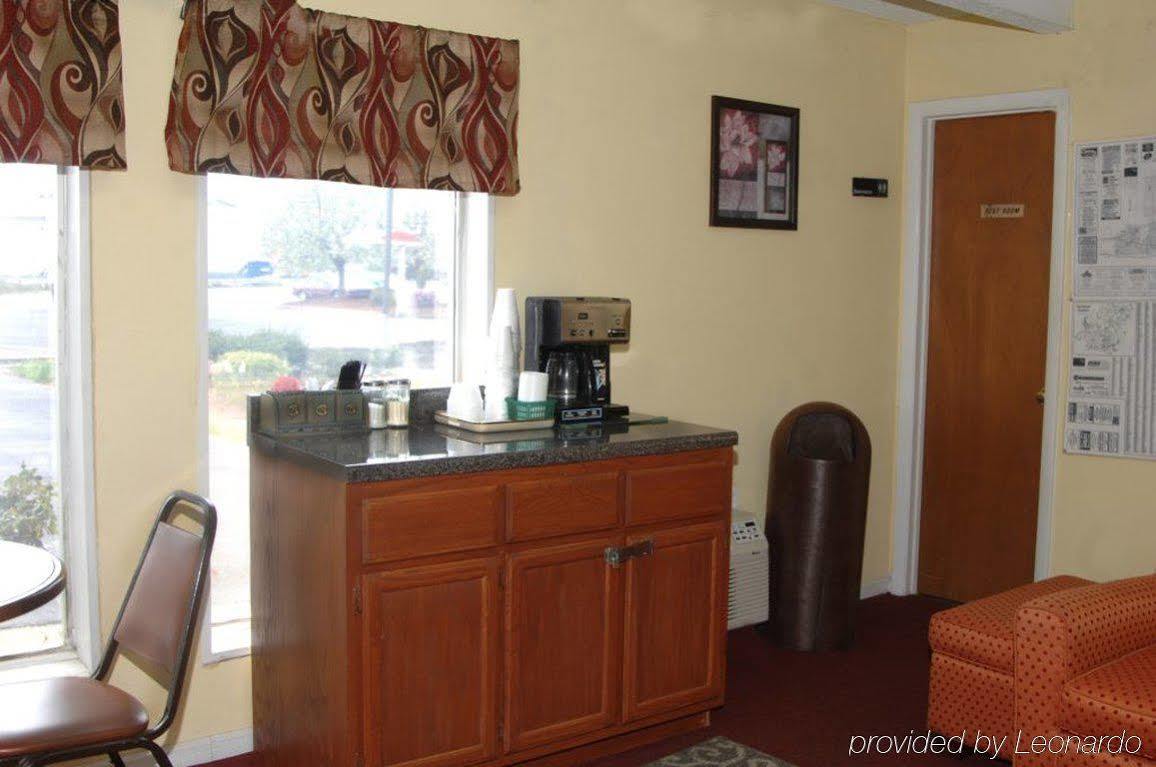 Red Carpet Inn Oxford Exterior photo