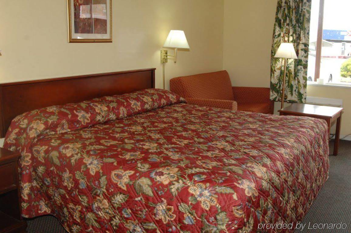 Red Carpet Inn Oxford Exterior photo