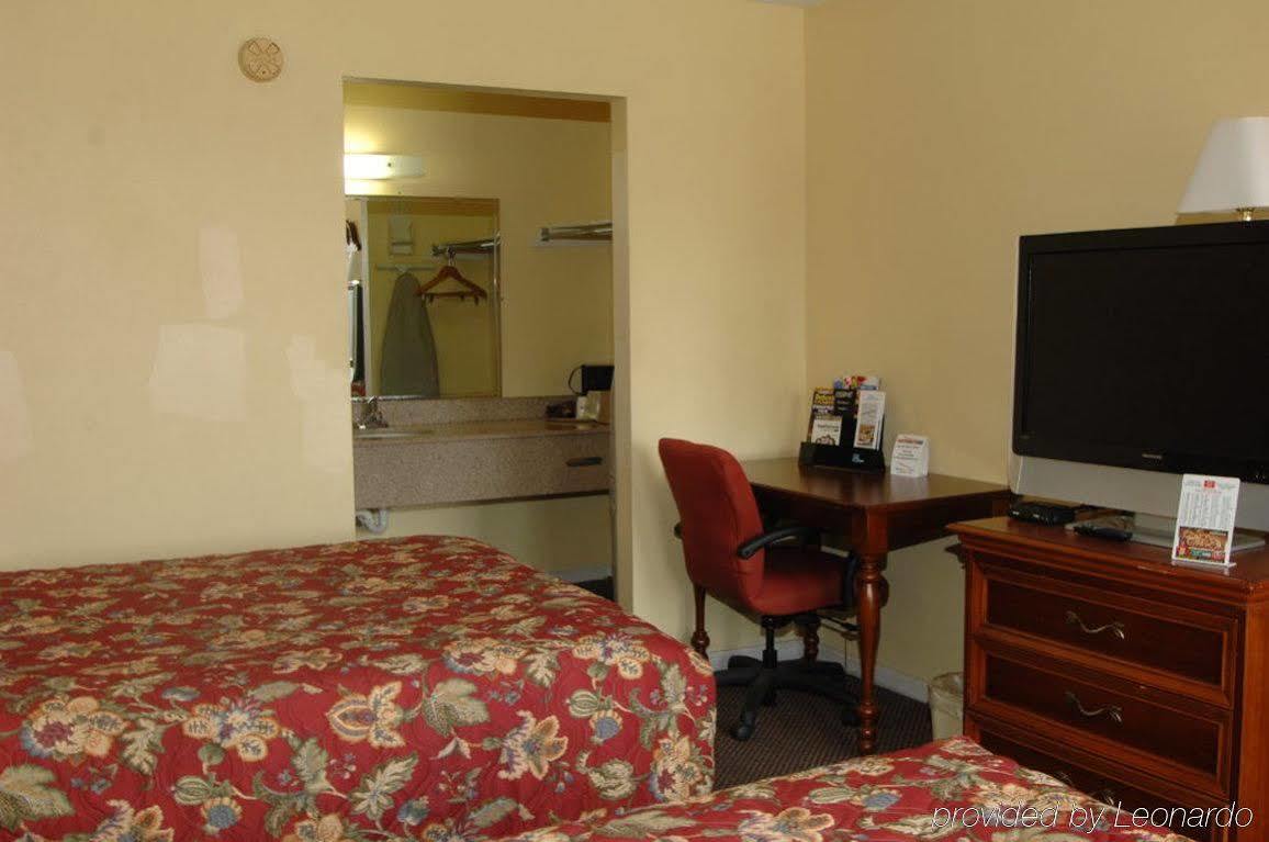 Red Carpet Inn Oxford Exterior photo