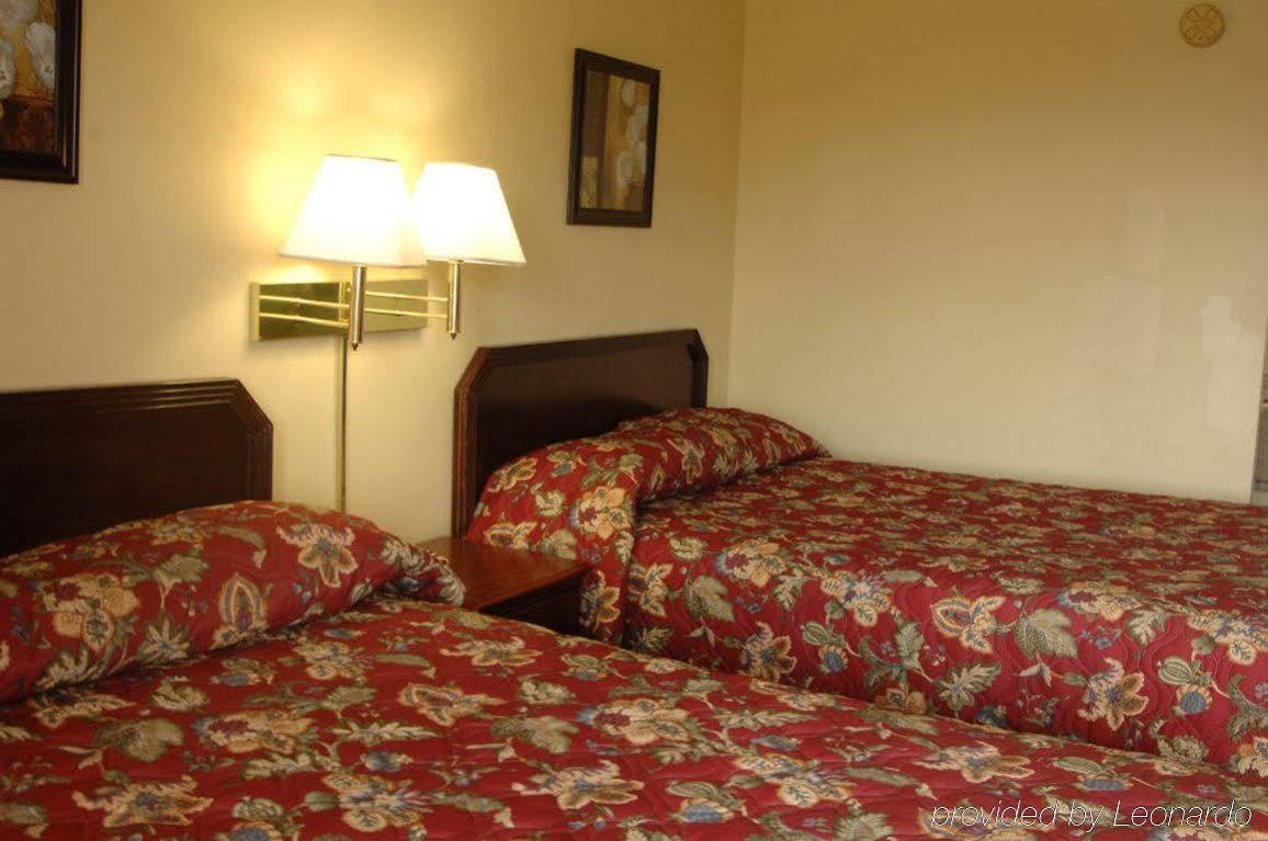 Red Carpet Inn Oxford Exterior photo